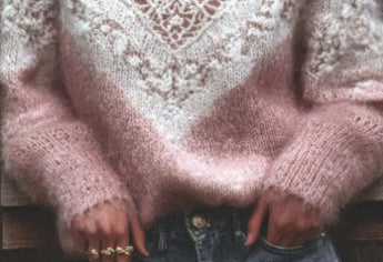 Womens Digitalprint Vneck Loose Sweater With A SoftCozy 